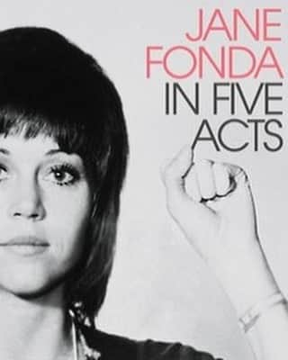 メラニー・サイクスさんのインスタグラム写真 - (メラニー・サイクスInstagram)「‘’Jane Fonda in five acts ‘ A film by Susan Lacy 🖤 What a brilliant documentary and what a woman ✊🏻 #watchit if you haven’t already 😊 #janefonda #inspirationalwoman #actress #activist #talent #beauty」3月31日 6時35分 - msmelaniesykes