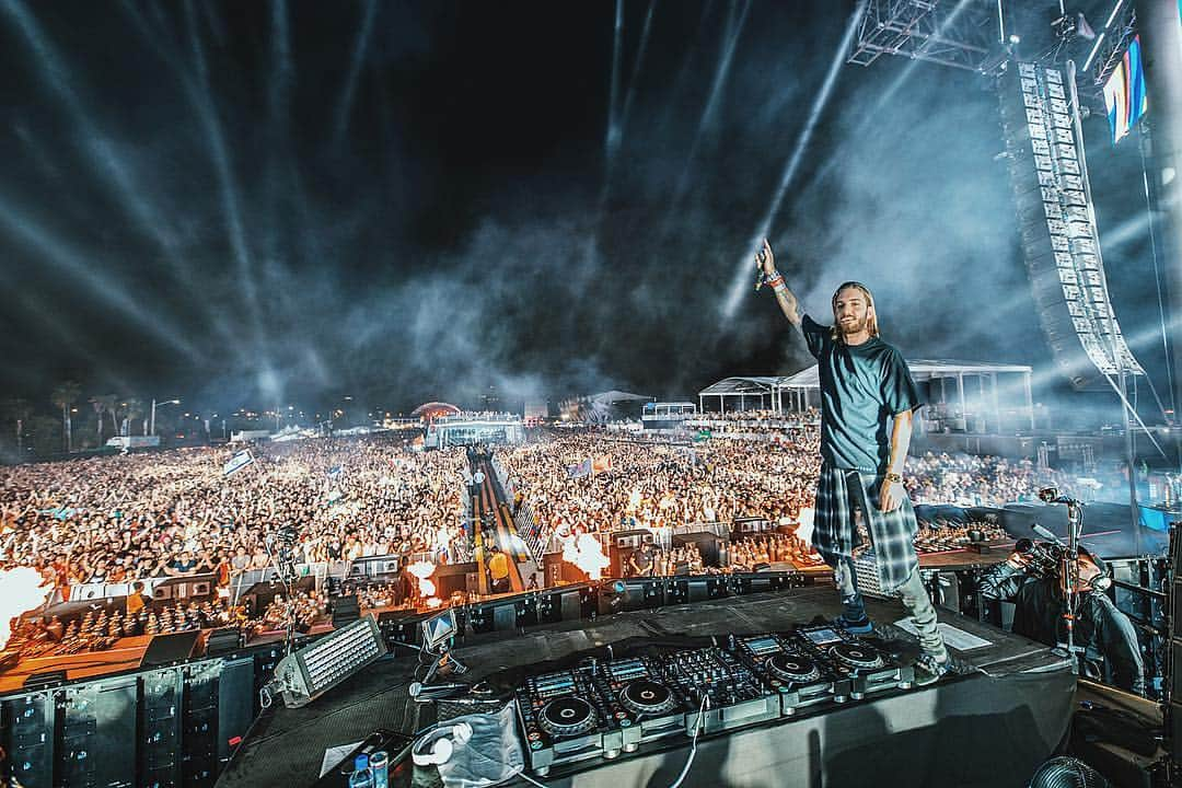 アレッソさんのインスタグラム写真 - (アレッソInstagram)「Thank you @ultra ! I had an incredible time! ❤️」3月31日 6時52分 - alesso