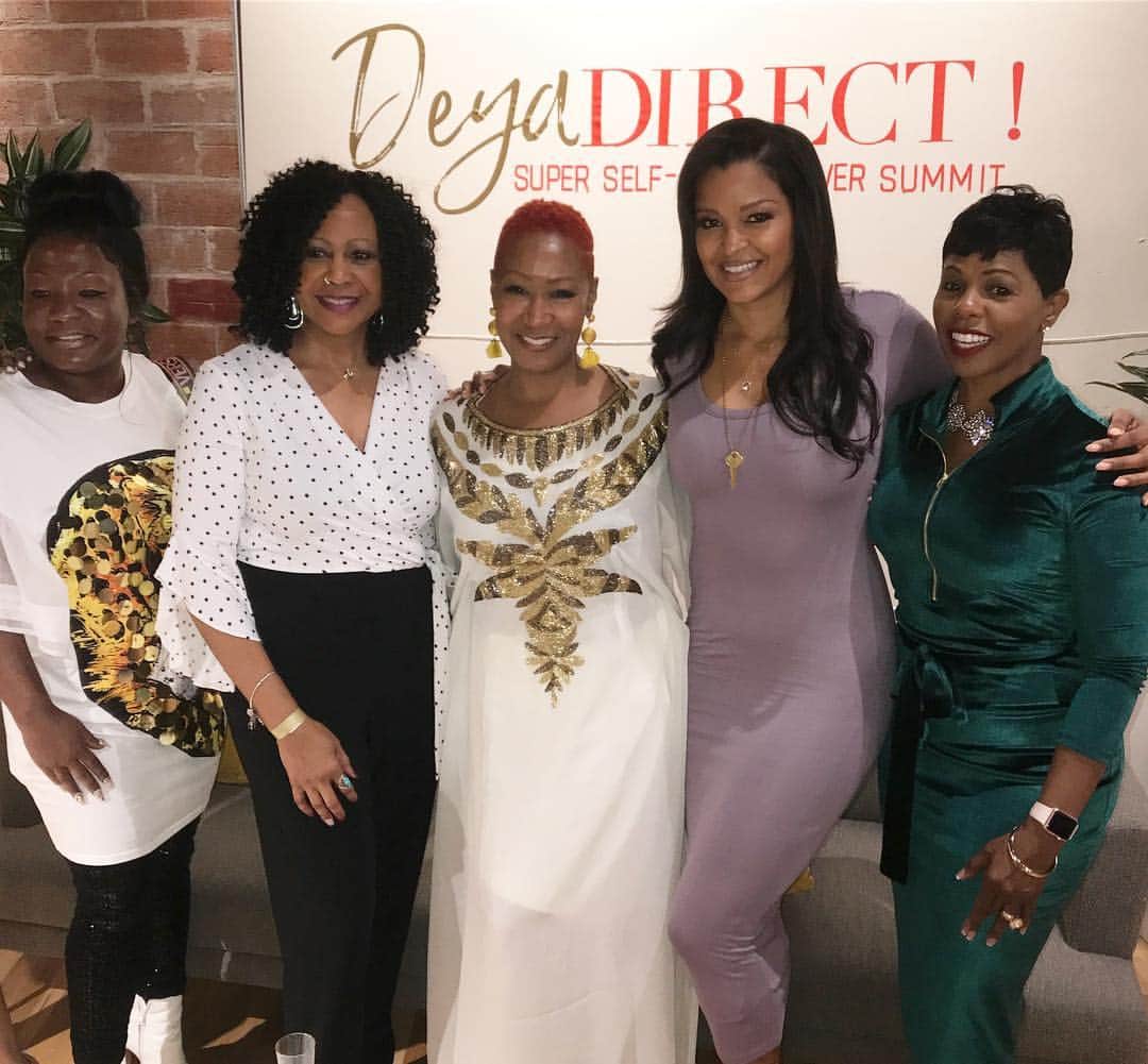 クラウディア・ジョーダンさんのインスタグラム写真 - (クラウディア・ジョーダンInstagram)「Great panel today for Self Care put together by our girl @deyadirect ! Loved it!」3月31日 7時30分 - claudiajordan