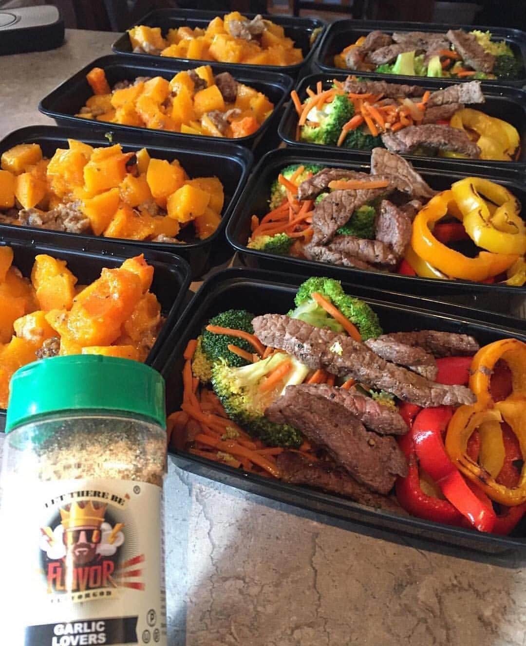Flavorgod Seasoningsさんのインスタグラム写真 - (Flavorgod SeasoningsInstagram)「🚨MEAL PREPPING - Add delicious flavors to your meals!🚨⁣ -⁣ Meal Prep Seasonings Available here ⬇️⁣ Click link in the bio -> @flavorgod⁣ www.flavorgod.com⁣ -⁣ Flavor God Seasonings are:⁣ 💥ZERO CALORIES PER SERVING⁣ 🌿Made Fresh⁣ 🌱GLUTEN FREE⁣ 🔥KETO FRIENDLY⁣ 🥑PALEO FRIENDLY⁣ ☀️KOSHER⁣ 🌊Low salt⁣ ⚡️NO MSG⁣ 🚫NO SOY⁣ 🥛DAIRY FREE *except Ranch ⁣ ⏰Shelf life is 24 months⁣ -⁣ Meal Prep by: @sarahhemmingsen ⁣ -⁣ -⁣ #food #foodie #flavorgod #seasonings #glutenfree #keto #paleo  #foodporn #mealprep #kosher ⁣」3月31日 8時00分 - flavorgod