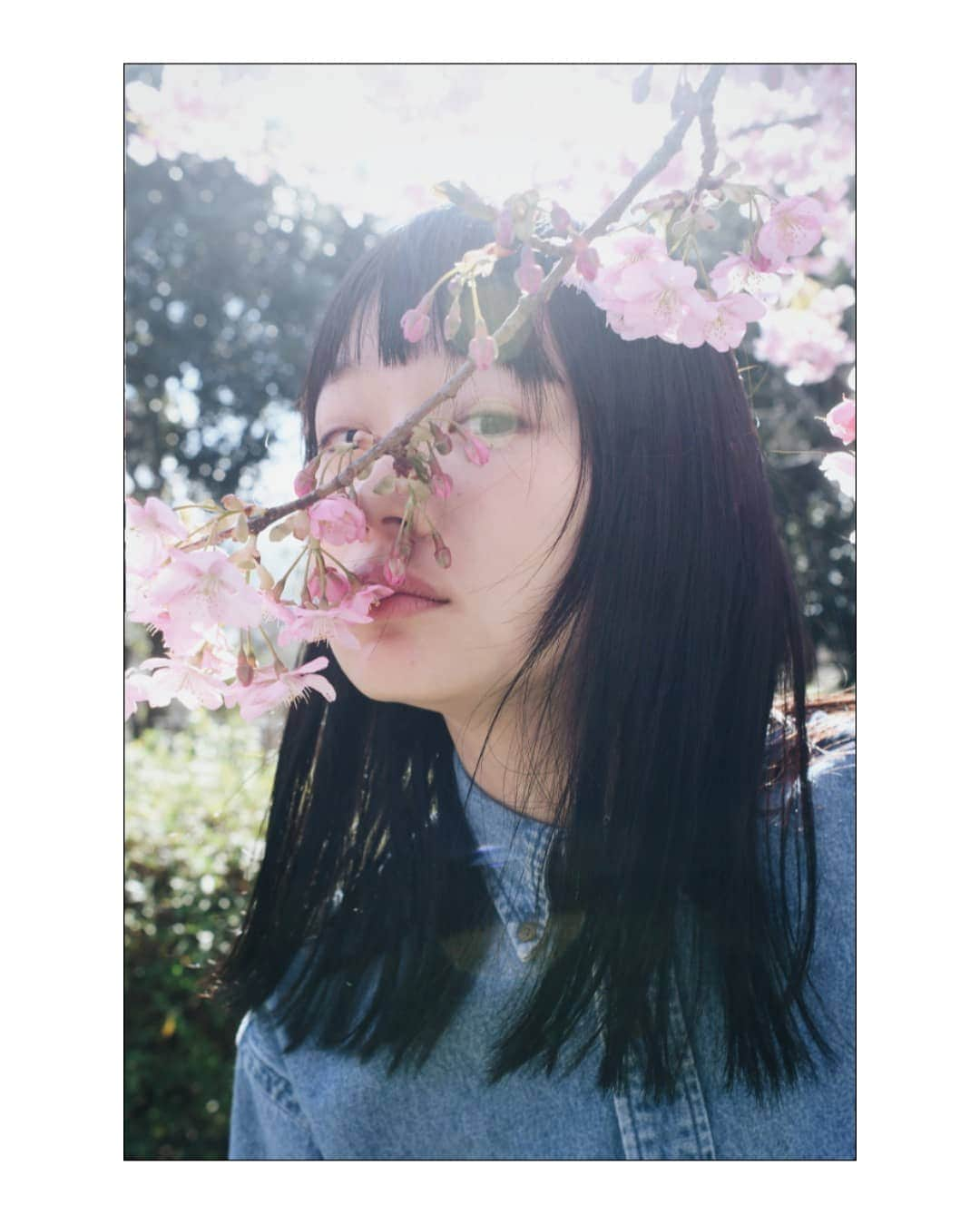 クマモトタツヤさんのインスタグラム写真 - (クマモトタツヤInstagram)「. さよなら、三月。  #辻千恵 #kumaxCHIE #福岡のスイッチで髪切る女の子 . .  Hair bangcut-styling / NAO (switch) Make up / NAO (switch) Guest / CHIE (switch guest 6th) Photo / T.KUMAMOTO (switch)  #クマナリ #photobykumamoto」3月31日 7時58分 - tatsuya_kumamoto