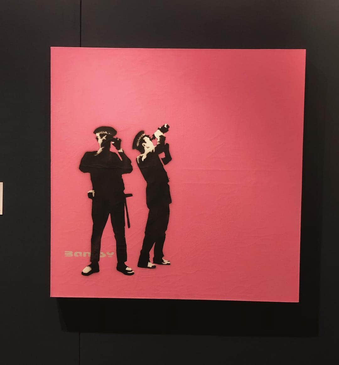 小柴綾香さんのインスタグラム写真 - (小柴綾香Instagram)「Hong Kong DAY3 (3/28) @sothebys contemporary art spring sales exhibition private viewing #artbasel #artbaselhk #artbaselhongkong #privateview #hongkong #hk #artweek #hongkongartweek #art #contemporaryart #sothebys #springsales #auction #madsaki #kaws #gerhardrichter #banksy #jonaswood」3月31日 8時15分 - ayakakoshiba