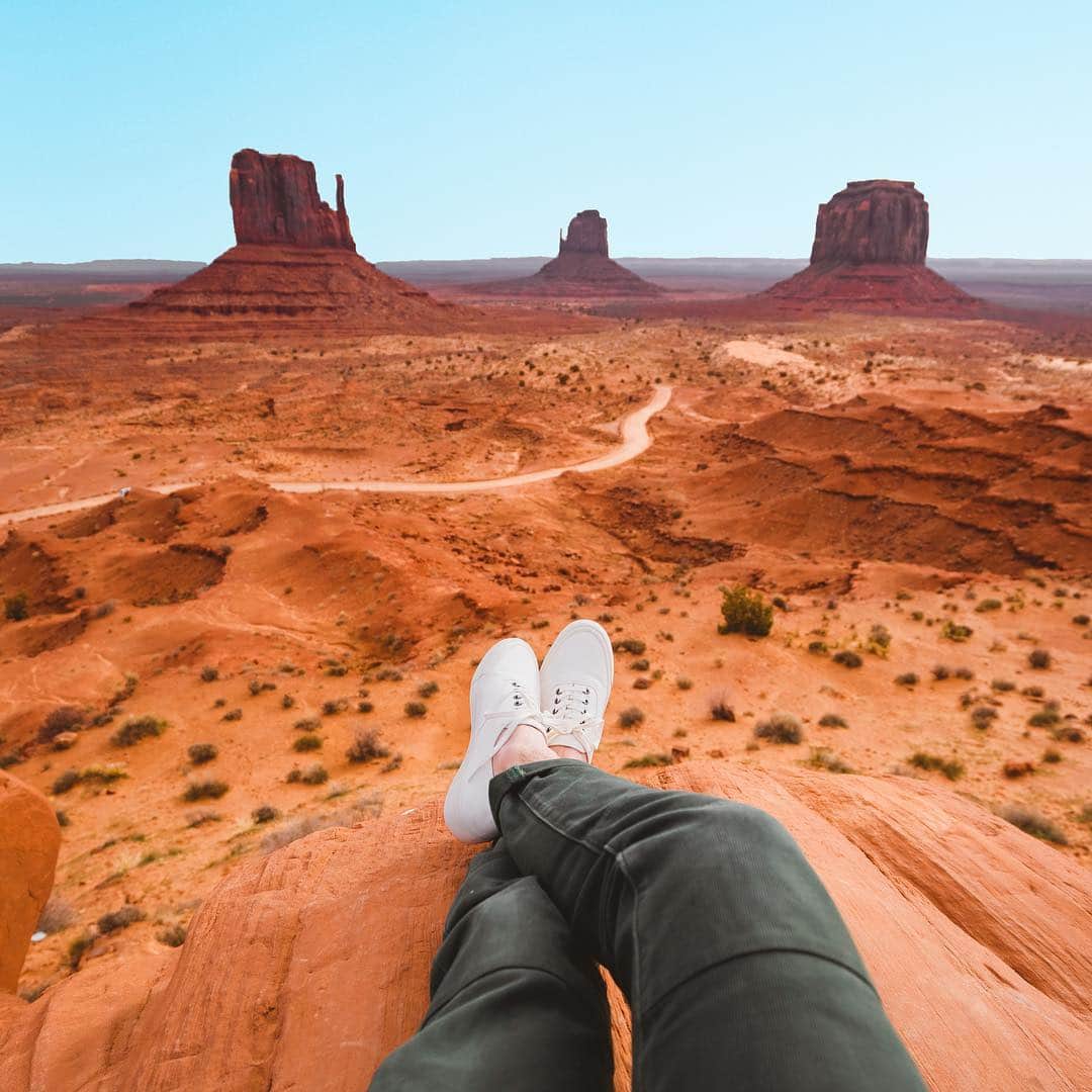 シービーズのインスタグラム：「Road trip envy 📷: @isaiahphoto」