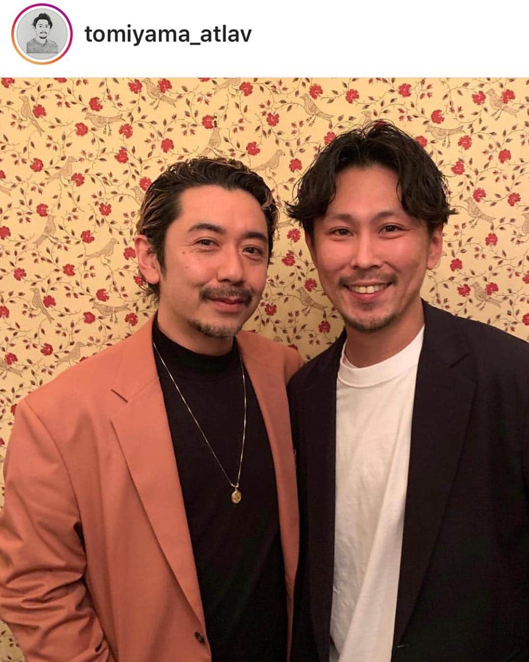 朝日光輝さんのインスタグラム写真 - (朝日光輝Instagram)「@lorealpro PARISで  日本🇯🇵でもなかなか会えない美容師のメンバーと✨😊 * * * * * * * * * * * * #loreal#lorealpro#ロレアル#ロレアルプロ#paris#パリ#美容#美容師#出会い@感謝#思い出#ありがとうございました」3月31日 9時11分 - mitsuteru_asahi