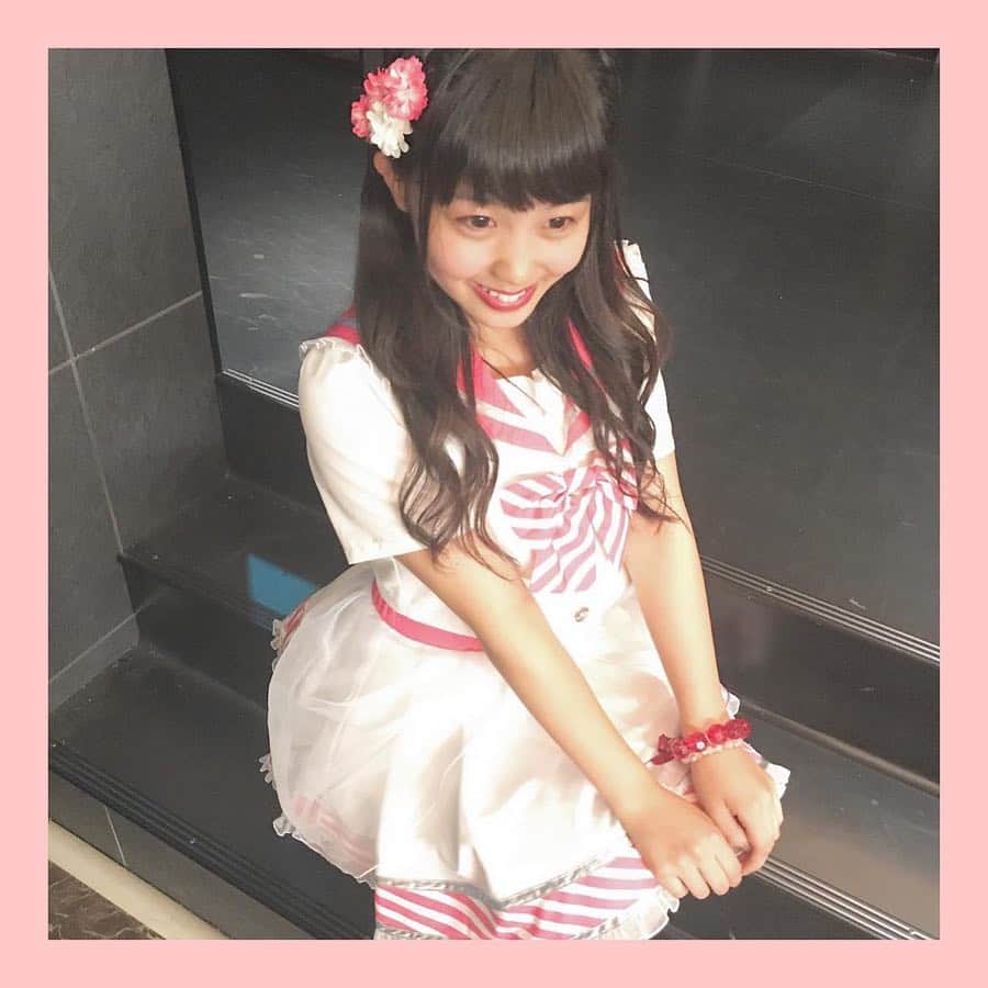 桑名ありさのインスタグラム：「嬉しいことも悲しいことも悔しいこともたくさん経験させてもらえて成長できた場所でした🎤💖LIVEとか握手会とか撮影会とかSNSとか色々な形で私のことを知って応援してくれてたファンの皆さんが大好きです、直接顔を見て言えなかったけど本当にありがとうございました ♡♡♡ #桑名ありさ #ありぴょん #dela #idol #thankyou #love #instagood #instagram #instalove #girl #me #pink #JK #jk2 #tagsforlike #tfler #last #bye」