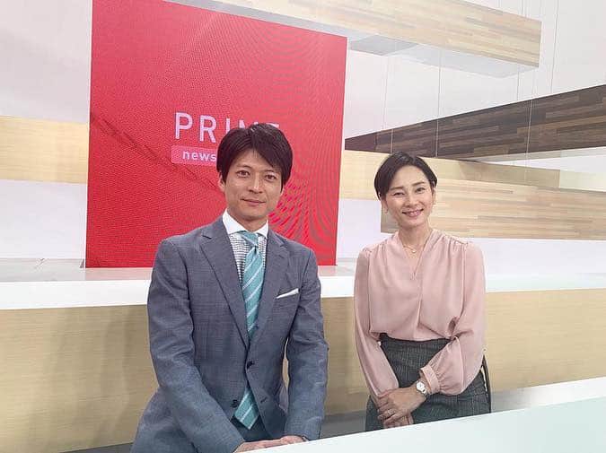 海老原優香さんのインスタグラム写真 - (海老原優香Instagram)「1年間、プライムニュースイブニングをご覧いただき、ありがとうございました。  島田さんと倉田さん そして反町さん、まりこさん、 番組スタッフの皆さんとご一緒できて、 毎日忙しない報道番組の中で 和やかな居場所を作ってくださった先輩方 本当に感謝でいっぱいです。  引き続き、夕方報道番組で 明日からフィールドキャスターとして毎日頑張ります。  今後とも見守っていてください。」3月31日 19時37分 - ebioffi