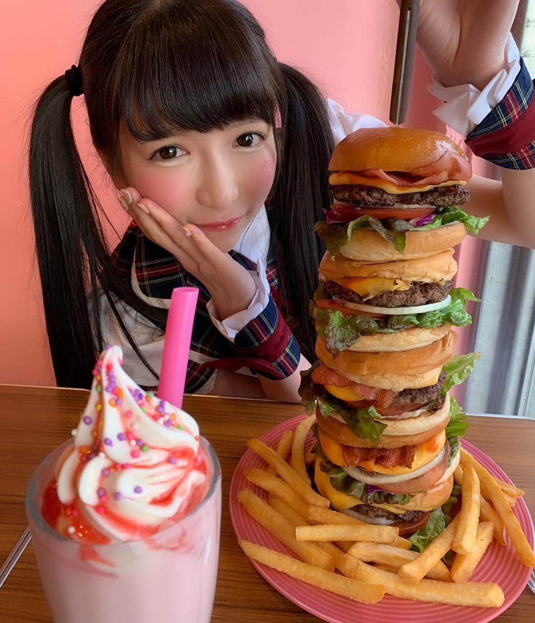 もえのあずきのグルメインスタ