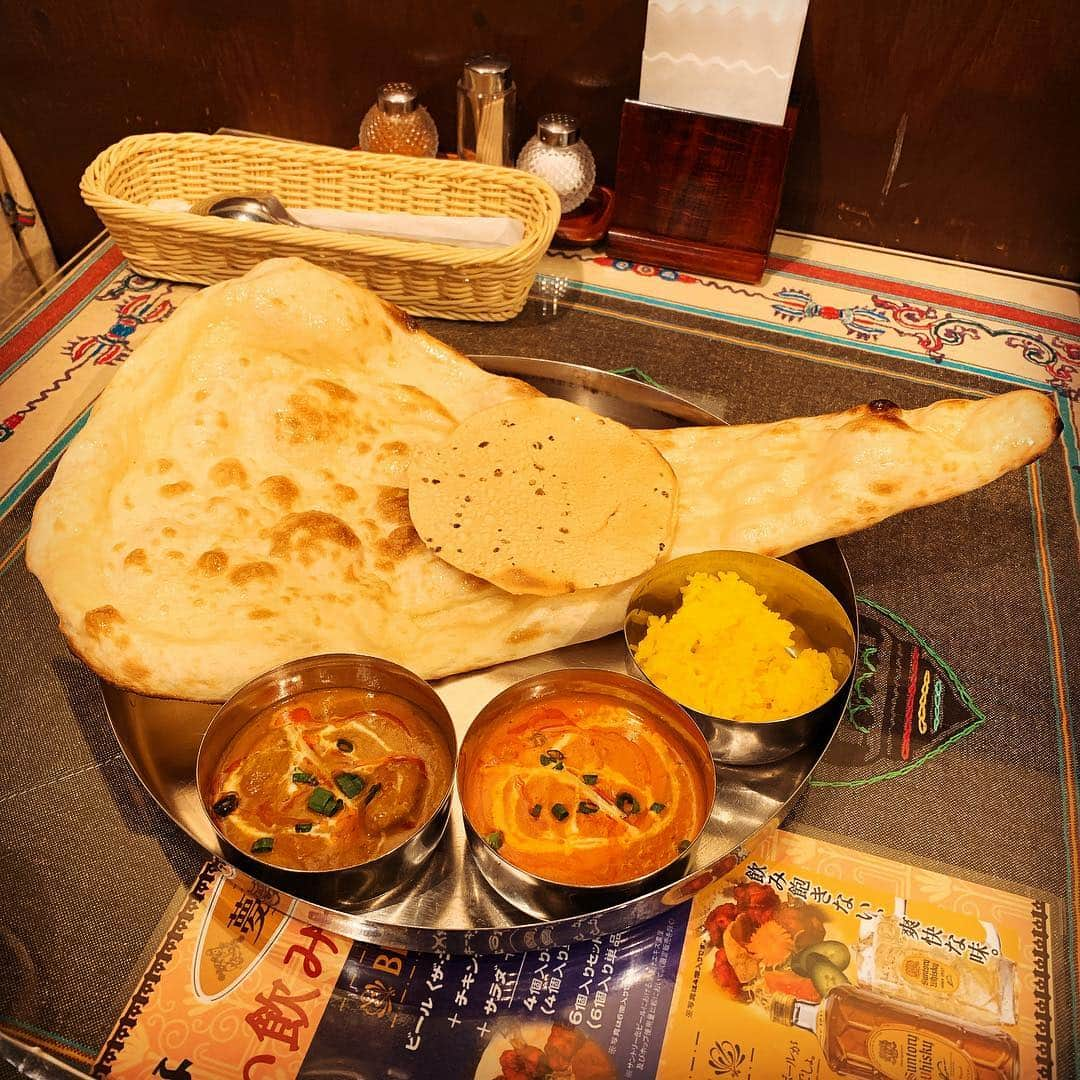 高松いくさんのインスタグラム写真 - (高松いくInstagram)「吉祥寺はカレー激戦区🍛⁉️ っということで、ブラリ探してたら ありました✨ インド料理専門店 『夢タージ・マハル』 これこれ😋 探してた空間と味に出逢えた✨ とっても美味しい吉祥寺とインドを🇮🇳 楽しみました🙌✨ ナマステ🙏  #吉祥寺 #吉祥寺グルメ #カレー #インド料理 #インドカレー #インド料理専門店  #夢タージマハル #タージマハル #ナン #香ばしくて美味 #美味しい #オススメ」3月31日 20時06分 - iku_takamatsu_trip_sup_yoga