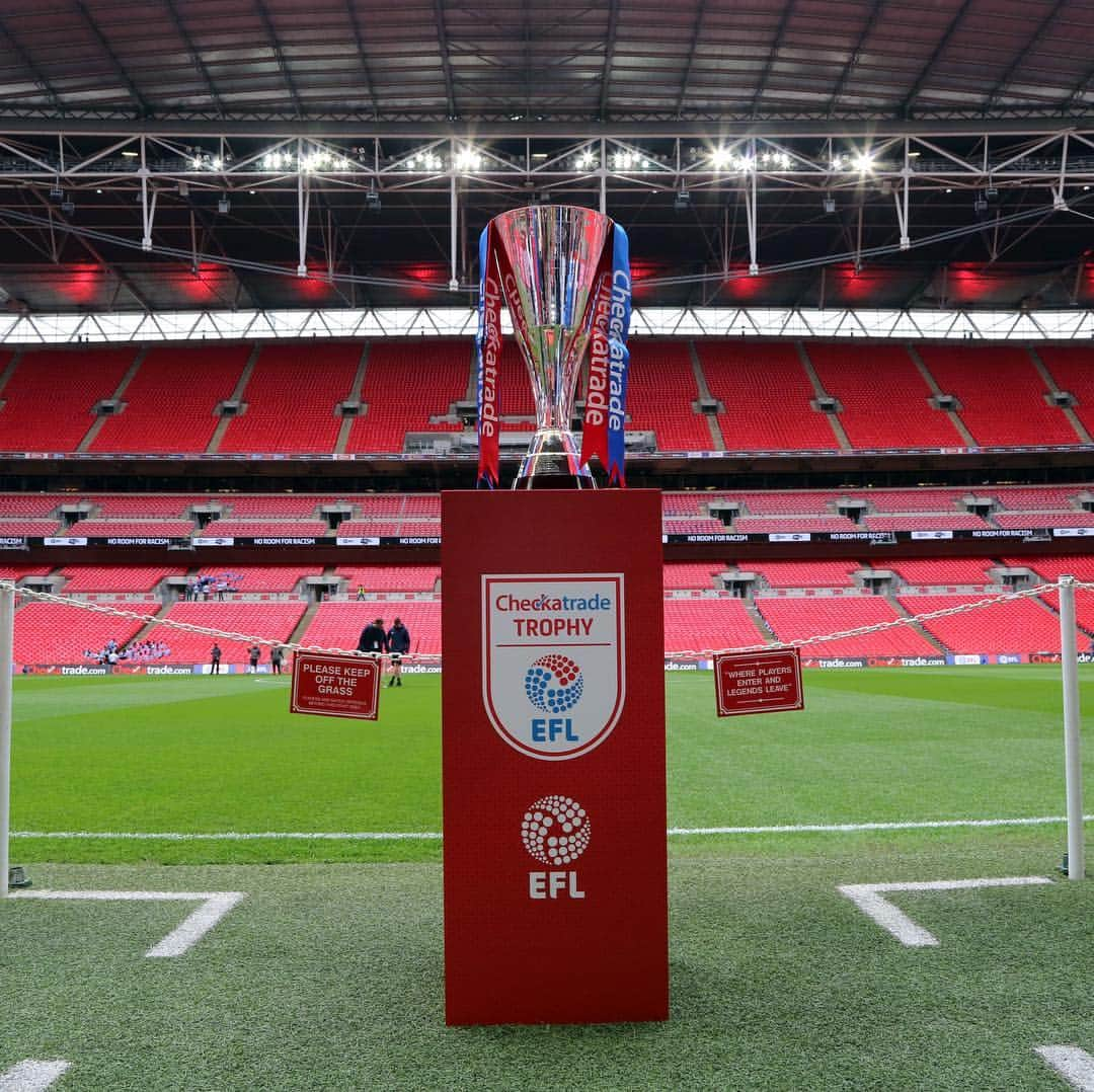 サンダーランドAFCさんのインスタグラム写真 - (サンダーランドAFCInstagram)「🏆 #WontBeHomeForTea #SAFC」3月31日 20時11分 - sunderlandafcofficial