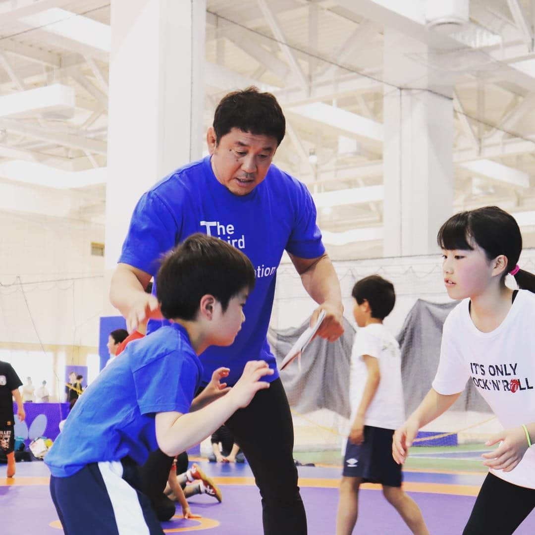 永田裕志さんのインスタグラム写真 - (永田裕志Instagram)「本日は有明アリーナにてレスリング体験会が開催されました。私永田裕志が担当させて頂きました。 チビッコ達と楽しくレスリングが出来ました。 参加された皆様、ありがとうございました😊！ #TTGC #アスレチックキャンプライオン  #永田裕志  #成田蓮  #有明アリーナ」3月31日 20時13分 - yuji_nagata