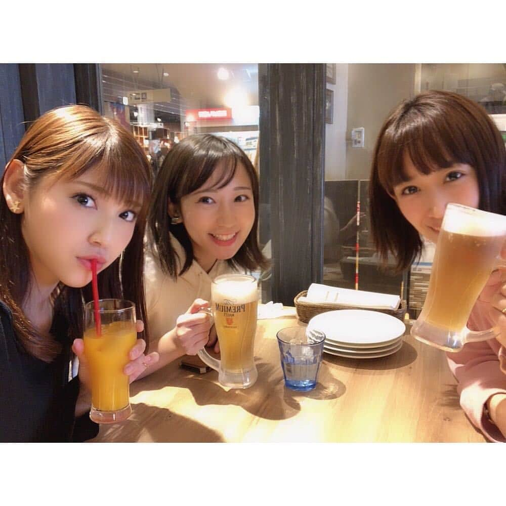 竹田愛さんのインスタグラム写真 - (竹田愛Instagram)「お仕事終わりに飲むビールって…🍺 運動の後に飲むビールって…🍺 お昼から飲むビールって…🍺 最高に美味しいよね😂💓 #お仕事終わり #いつもの3人 #気付いたら夜だった #ほんと落ち着く #また近々♡ #ビール女子  #昼飲み #yesterday」3月31日 12時15分 - megchun63