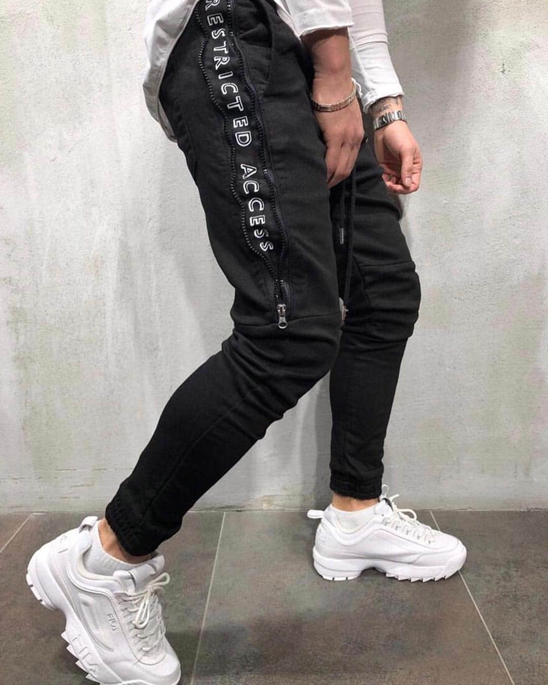 STYLE4GUYSのインスタグラム：「You will look great with these Premium styles from @gentlemantobe. Just add your favorite t-shirt & sneakers and you are good to go! _ Get $10 OFF + Free Shipping over $99 today 🚀 Follow @gentlemantobe and click their link in bio」