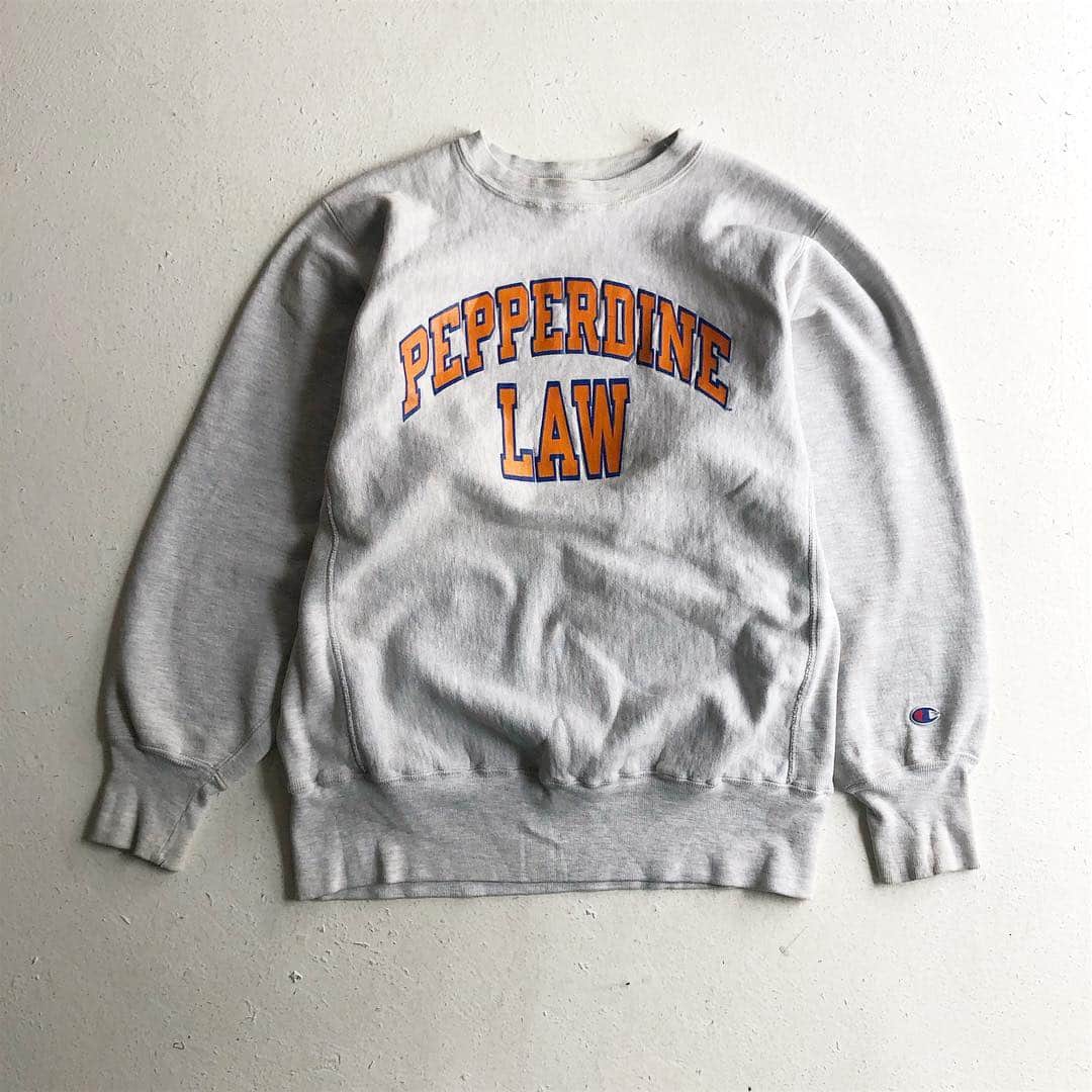 のインスタグラム：「【New stuff】 1990s MADE IN USA Champion reverse weave "PEPPERDINE LAW" size XL PRICE ¥8900-(+TAX) 汚れあり。 DM へお問い合わせ宜しくお願い致します」
