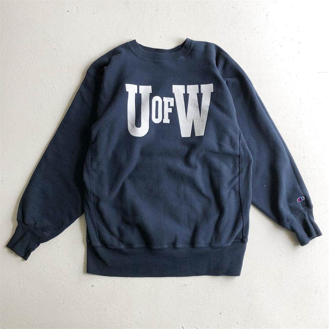 のインスタグラム：「【New stuff】 1990s MADE IN USA Champion reverse weave "U OF W" size XL PRICE ¥7900-(+TAX) DM へお問い合わせ宜しくお願い致します」