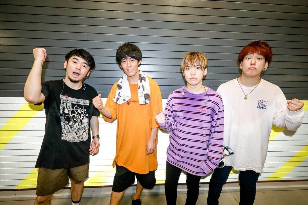 HIROKAZさんのインスタグラム写真 - (HIROKAZInstagram)「『LIVE HOLIC extra vol.3』 幕張メッセイベントホール ( 2019.03.30 )  ビオラ📸( @vizkage )」3月31日 13時47分 - hirokaz04ls