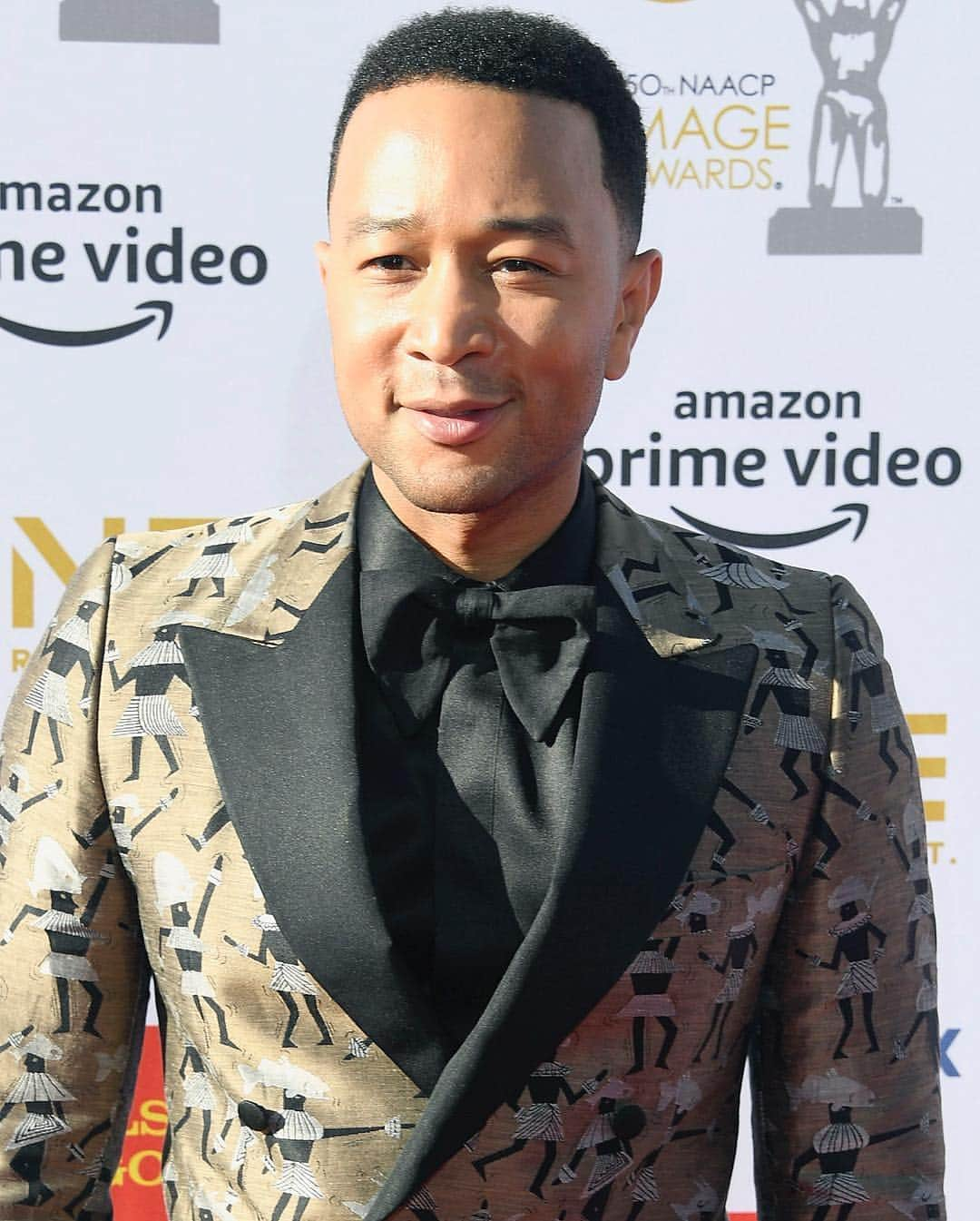 Just Jaredさんのインスタグラム写真 - (Just JaredInstagram)「@traceeellisross in @marcjacobs joins @johnlegend, @kikilayne in @georgeschakraofficial, @katebeckinsale, & @thandienewton at the 2019 NAACP Image Awards! #TraceeEllisRoss #MarcJacobs #JohnLegend #KiKiLayne #GeorgesChakra #KateBeckinsale #ThandieNewton #NAACPImageAwards」3月31日 15時04分 - justjared