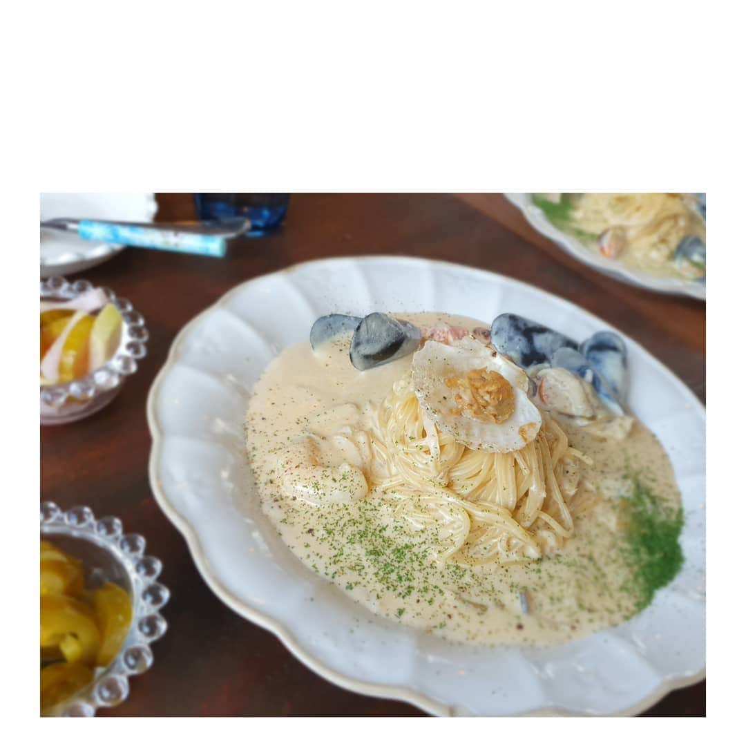 ソ・ユジンさんのインスタグラム写真 - (ソ・ユジンInstagram)「맛있고 뷰도 끝내주고 룸도 이쁘고 너무나 친절하셨던 즐거웠던 점심식사 ^^ #모아나디쉬 #소여사제주 🌴」3月31日 15時19分 - yujin_so