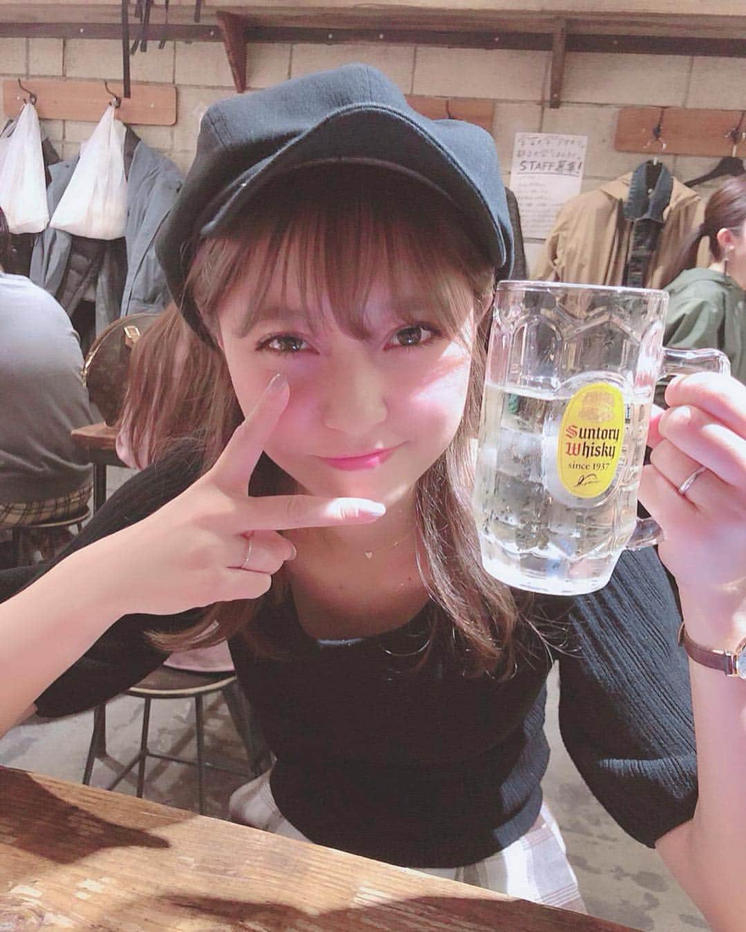 堤ゆきみのインスタグラム：「酔っ払いおばさん🍺」
