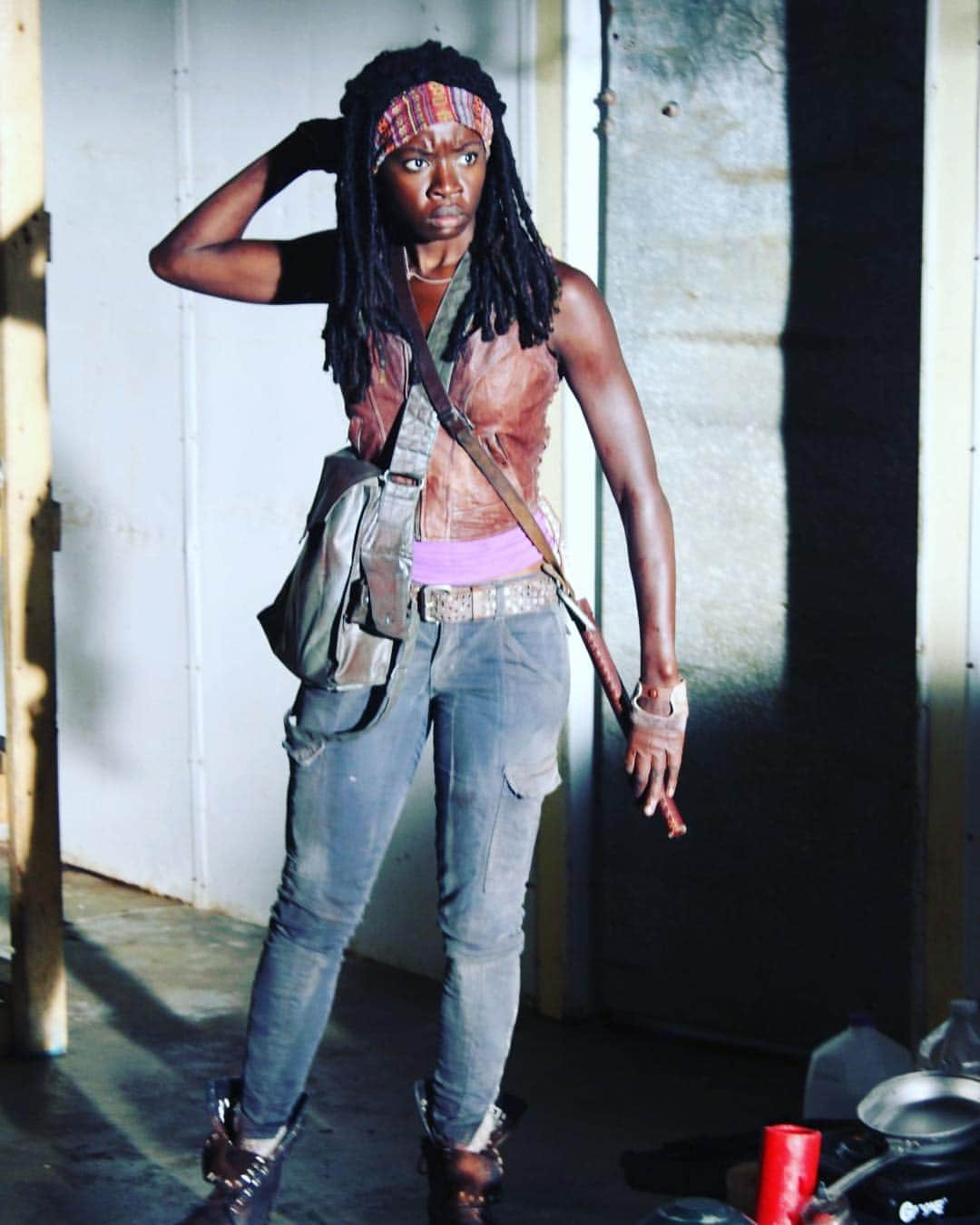 The Walking Deadさんのインスタグラム写真 - (The Walking DeadInstagram)「So excited to share my personal photos from THE WALKING DEAD leading into tonight’s season 9 finale at 9pm EST.  This is the first scene ever shot with Danai as Michonne the beginning of season 3.  Episode directed by Ernest Dickerson.  The actors who played the “pets” were completely blind so we had to rehearse then put the fake eyes in.  So much more to come.」3月31日 15時25分 - amcthewalkingdead