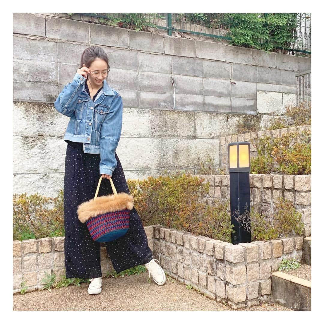 筒井萌子さんのインスタグラム写真 - (筒井萌子Instagram)「* #もえコーデ （´-`）.｡oO outer ⇨ ungrid all-in-one ⇨ ungrid shoes ⇨ converse bag ⇨ Lilly brown sunglasses ⇨ snidel ・ #筒井萌子 #女優 #actress #モデル #model  #shooting #instagood #instalike #converse #撮影 #followme #instalike #ブリヂストンゴルフ #tommyjeans #dhoric #snidel #lee #ゴルフ #ゴルフ女子 #ゴルフコーデ #골프 #좋아요반사 #좋아요그램 #좋아요환영 #데일리그램 #패션 #오오티디 #카페 #카페 #ジャパンゴルフフェア」3月31日 15時33分 - tsutsui.moeko.o