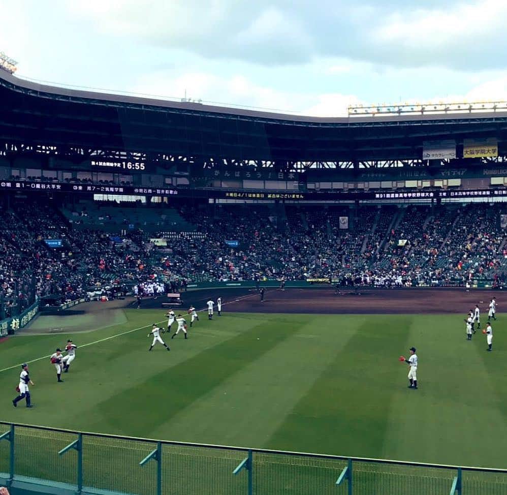 中野耕史のインスタグラム：「来ちゃった😊 さぁ！いよいよ！！ #明石商業 キャッチボール中⚾️ #高校野球 #甲子園」