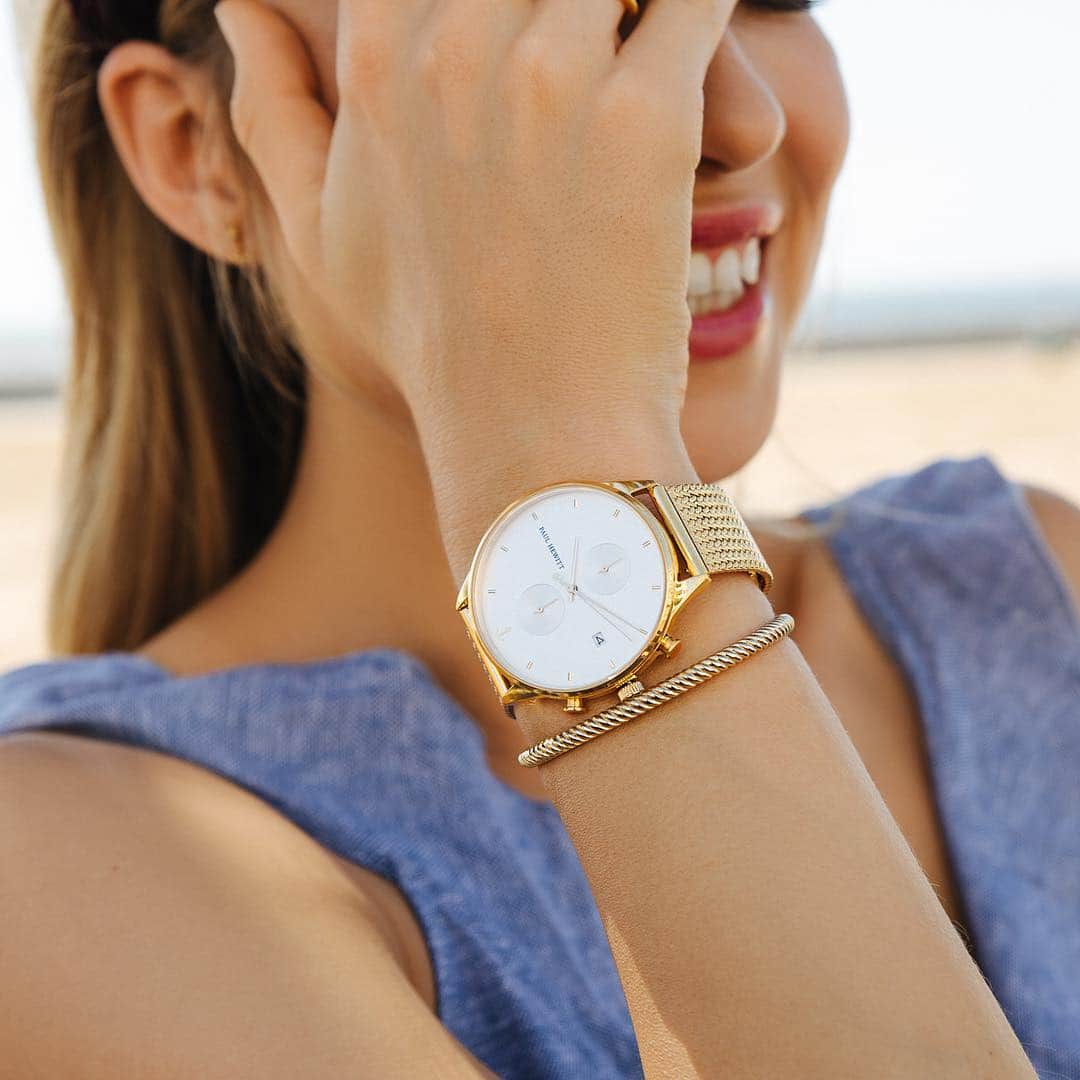 PAUL HEWITTさんのインスタグラム写真 - (PAUL HEWITTInstagram)「#getAnchored to golden moments with our new Chrono Line and the matching Rocuff. 🌟💫⚓ #paulhewitt #chronoline #rocuff __ #womenswatch #womenstyle #thehappynow #chronograph #womenwatch #womensaccessories #womenwithstyle #ootdwatch #watchdaily #watches #wristwatch #womensbest #womensjewelry #cuff」3月31日 17時09分 - paul_hewitt