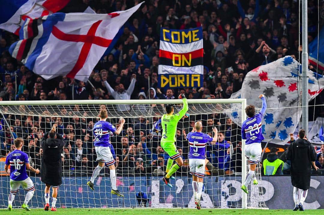 マノロ・ガッビアディーニのインスタグラム：「Come on Doria 💪🔥 🔵⚪🔴⚫⚪🔵」