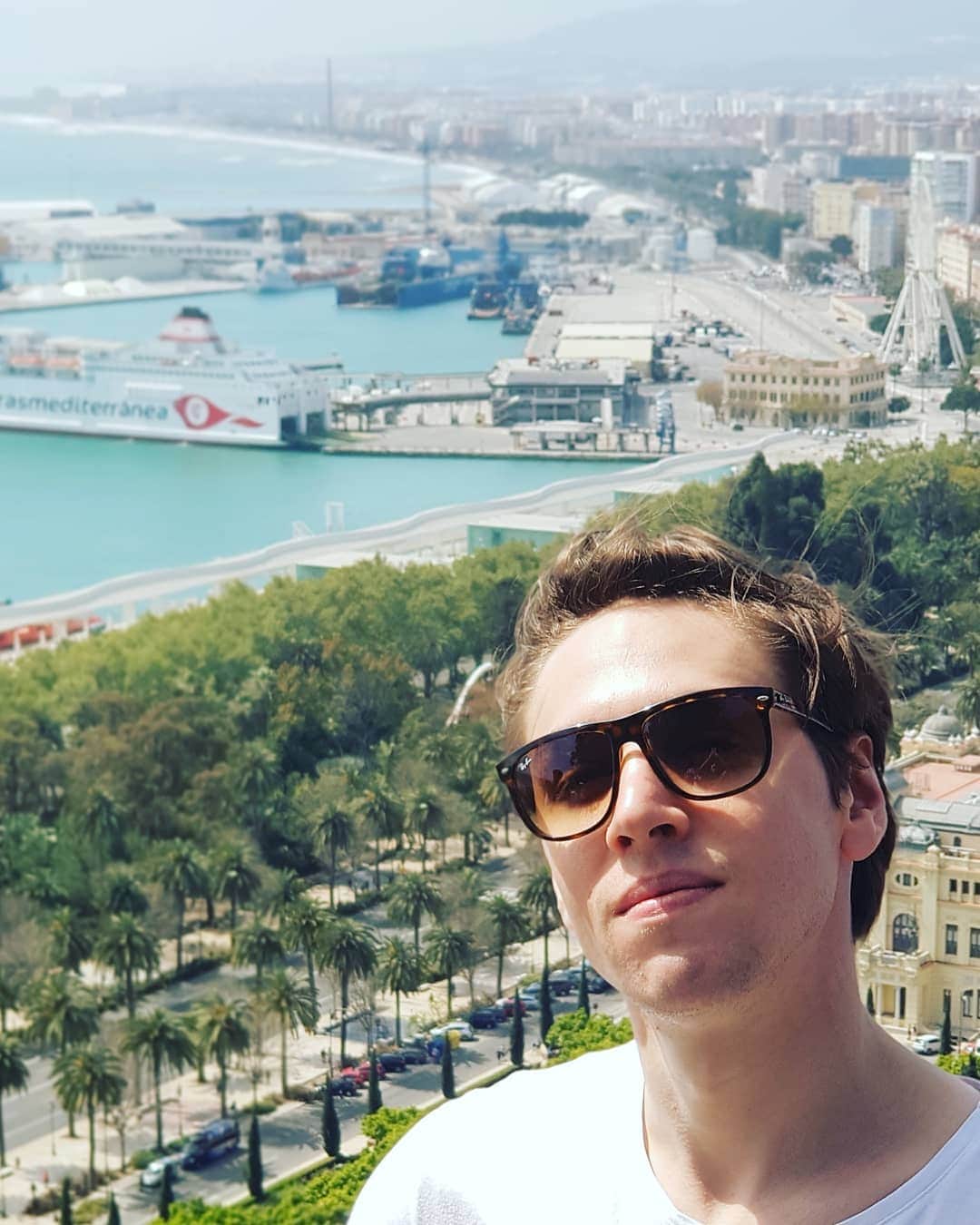 のインスタグラム：「Beautiful Malaga🔝」
