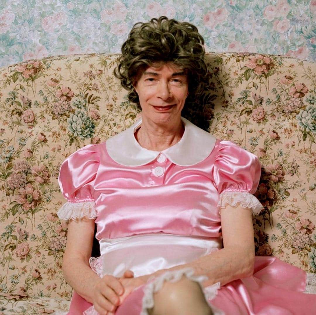 AnOther Magazineさんのインスタグラム写真 - (AnOther MagazineInstagram)「Photographer @bex_day’s captivating new series, Hen, saw her travel Britain meeting trans and non-binary people over the age of 40. The resulting photographs offer a portrait of an underrepresented community. “I’ve heard from a great deal of Hen participants that they rarely interact with younger transgender individuals,” says the photographer. “Yet, the intergenerational passing on of personal narratives is an important part of fostering solidarity within the transgender community” 📸 #TransVisibilityDay」3月31日 18時12分 - anothermagazine