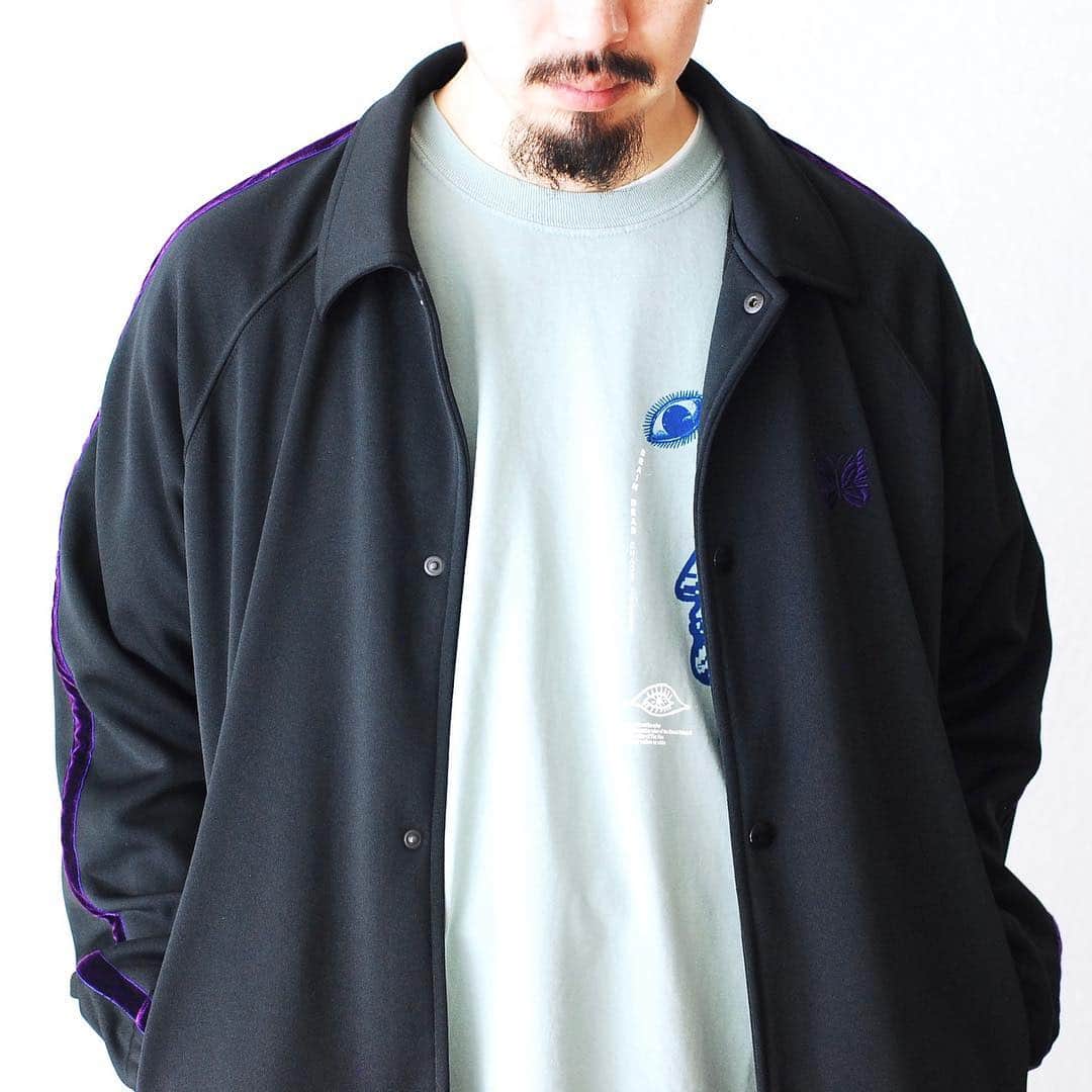 wonder_mountain_irieさんのインスタグラム写真 - (wonder_mountain_irieInstagram)「_ Needles / ニードルズ “SIDE LINE COACH JACKET -POLY SMOOTH-“ ￥27,000- _ 〈online store / @digital_mountain〉 http://www.digital-mountain.net/shopdetail/000000008507/ _ 【オンラインストア#DigitalMountain へのご注文】 *24時間受付 *15時までのご注文で即日発送 *1万円以上ご購入で送料無料 tel：084-973-8204 _ We can send your order overseas. Accepted payment method is by PayPal or credit card only. (AMEX is not accepted)  Ordering procedure details can be found here. >>http://www.digital-mountain.net/html/page56.html _ 本店：#WonderMountain  blog>> http://wm.digital-mountain.info/ _ #NEPENTHES #Needles  #ニードルズ _ 〒720-0044 広島県福山市笠岡町4-18 JR 「#福山駅」より徒歩10分 (12:00 - 19:00 水曜定休) #ワンダーマウンテン #japan #hiroshima #福山 #福山市 #尾道 #倉敷 #鞆の浦 近く _ 系列店：@hacbywondermountain _」3月31日 18時08分 - wonder_mountain_