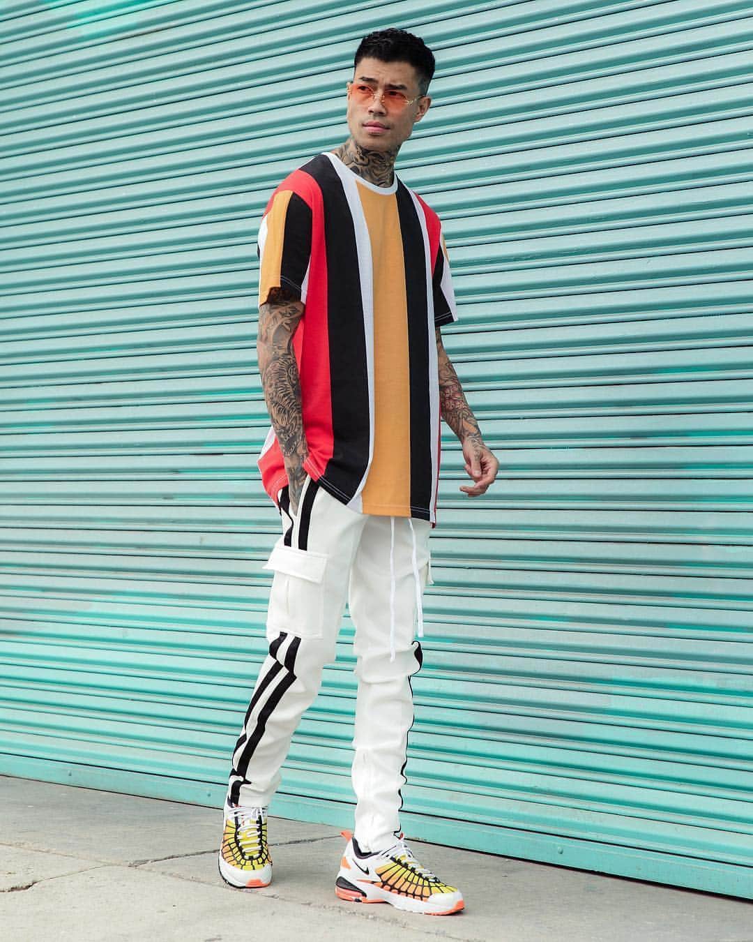 STYLE4GUYSのインスタグラム：「@FashionNovaMEN just a touch of color for the spring 💡」