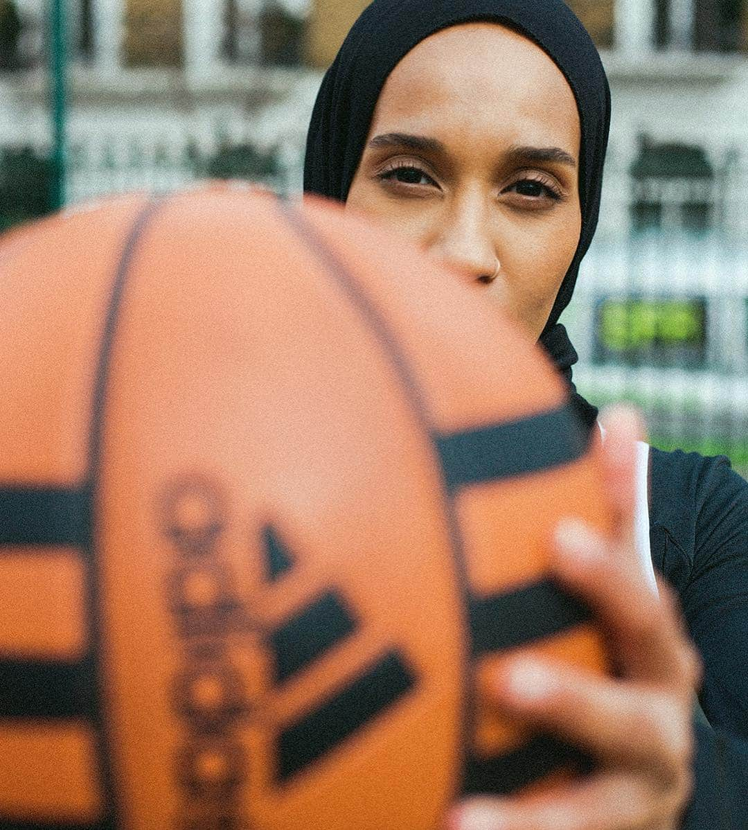 adidas UKさんのインスタグラム写真 - (adidas UKInstagram)「More visibility, bigger dreams. . Women of London, we see you. . Keep breaking barriers.」4月1日 4時42分 - adidaslondon