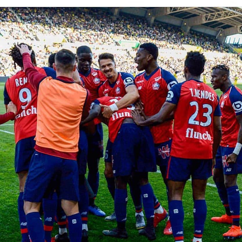 ジョゼ・フォンテさんのインスタグラム写真 - (ジョゼ・フォンテInstagram)「Remontada das grandes!!! #wearelosc +3 Character and personality to come back from 2 down!Well done to everyone and to the traveling fans 👏🏻 Merci a tous pour le soutien」4月1日 4時52分 - f6nte