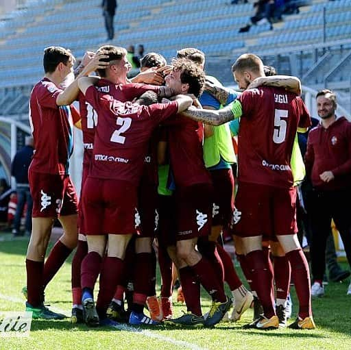 ニコロ・ジリのインスタグラム：「Passo dopo passo... Rieti - Reggina 1-0」