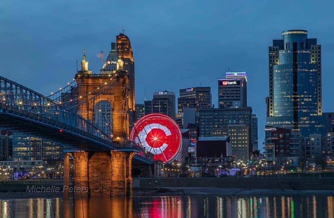 のインスタグラム：「Great shot from Cincinnati by @mapeters25 at @igersusa #igerscincinnati #igersUSA #igers」