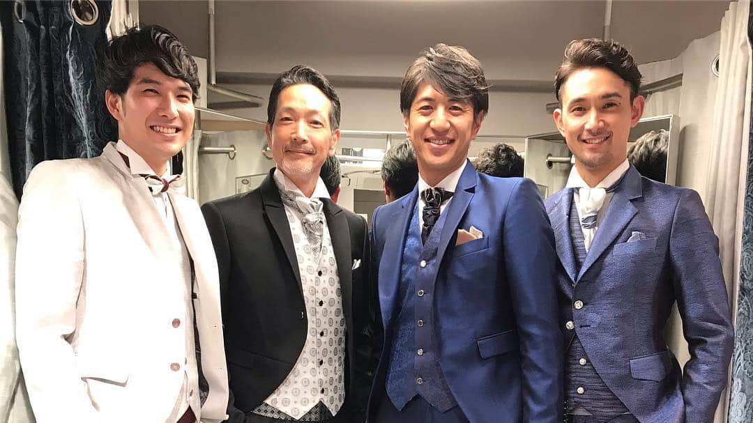 江口雅也さんのインスタグラム写真 - (江口雅也Instagram)「YAMADAYA opening show!! 福岡発祥のタキシードに関われて幸せです。  #yamadaya #tuxedo #mensstyle #bridal  #show #heads #malemodel #asianmodels #japanese」3月31日 21時01分 - masaya0429