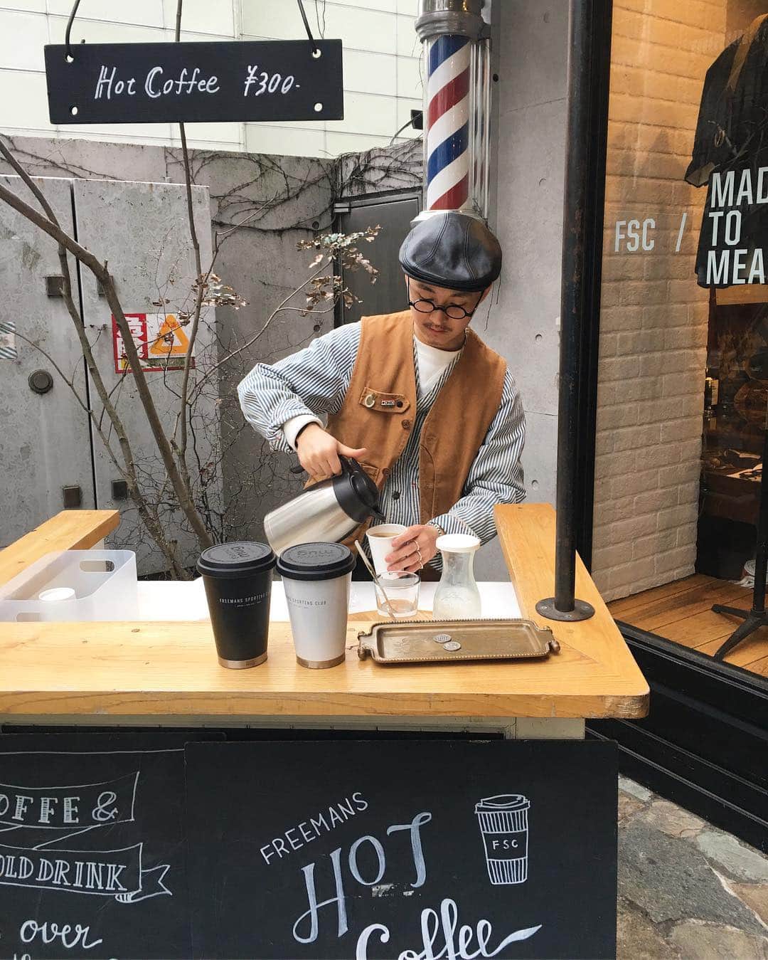 フリーマンズスポーティングクラブのグルメインスタ