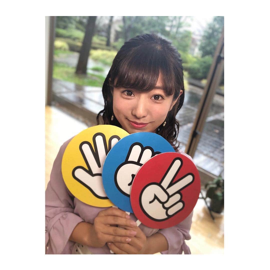 白戸ゆめのさんのインスタグラム写真 - (白戸ゆめのInstagram)「. 社会人1年目終了🙈💗 いろいろあったけど皆さんに助けられて なんとかやりきることができました！！ 感謝です。ありがとうございます😊 . 明日はKSB開局50周年💚 朝6:00〜8:00に流れるCM #モーニングじゃんけん も始まります✊ 朝から#サザエさん に😂！笑 ぜひ見てください🙋‍♀️ . そして4月から#Jチャンネル の #月曜スポーツコーナー と #瀬戸内グルメ天国 に出演します✨ . #ヒルペコ も毎週欠かさずチェックですよー😋🍴 . 今後も応援宜しくお願いします🥺 明日から新年度🌸そして元号発表！ とうとう過去の人になる時が。。。笑 一緒に今年度も頑張りましょう💪💪💪 . 以上白戸からの報告でした🙋‍♀️ . #KSB #瀬戸内海放送 #5ch  #アナウンサー #白戸ゆめの #スーパーJチャンネル #念願のスポーツコーナー #今年はもっといろんな試合に出没しますよお #岡山 #香川 を #スポーツ と #グルメ で盛り上げちゃる #太りはじめたらご指摘お願いします。笑」3月31日 21時35分 - yumeno.s_