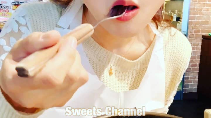 あんみつのインスタグラム：「スイーツちゃんねる🍰🍫 動画UPしました✨  いきなりステーキでランチ！ 500g！ ワイルドステーキ150g ハンバーグ150g ヒレステーキ200g サラダ2個 スープ2個 ライス1皿 いただきました☺️ ぜひプロフィールトップのリンクから動画をご覧ください✨ ＊＊＊＊＊＊＊＊＊＊＊＊＊＊ Please subscribe  Sweets Channel Anmitsu ＊＊＊＊＊＊＊＊＊＊＊＊＊＊ #いきなりステーキ #ワイルドステーキ  #USヒレステーキ #ヒレステーキ  #ハンバーグ #ワイルドハンバーグ #ステーキ #1ポンド #限界食い #大食い ? #美味しい #おいしい #食べる #好きなだけ食べる  #スイーツちゃんねる #スイーツ #スイーツ好き #スイーツ女子 #スイーツ好きな人と繋がりたい #甘党 #甘いもの好き #甘いもの #甘い #満腹  #デザート #動画 #YouTube #食べるの大好き #eating #SweetsChannel」