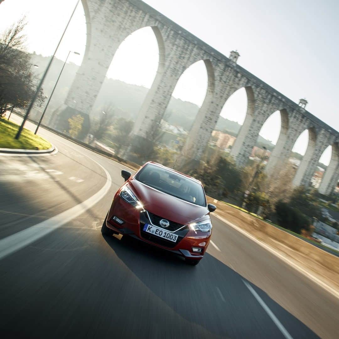 のインスタグラム：「City tours. 🙌 #NissanMicra #Nissan #Micra」