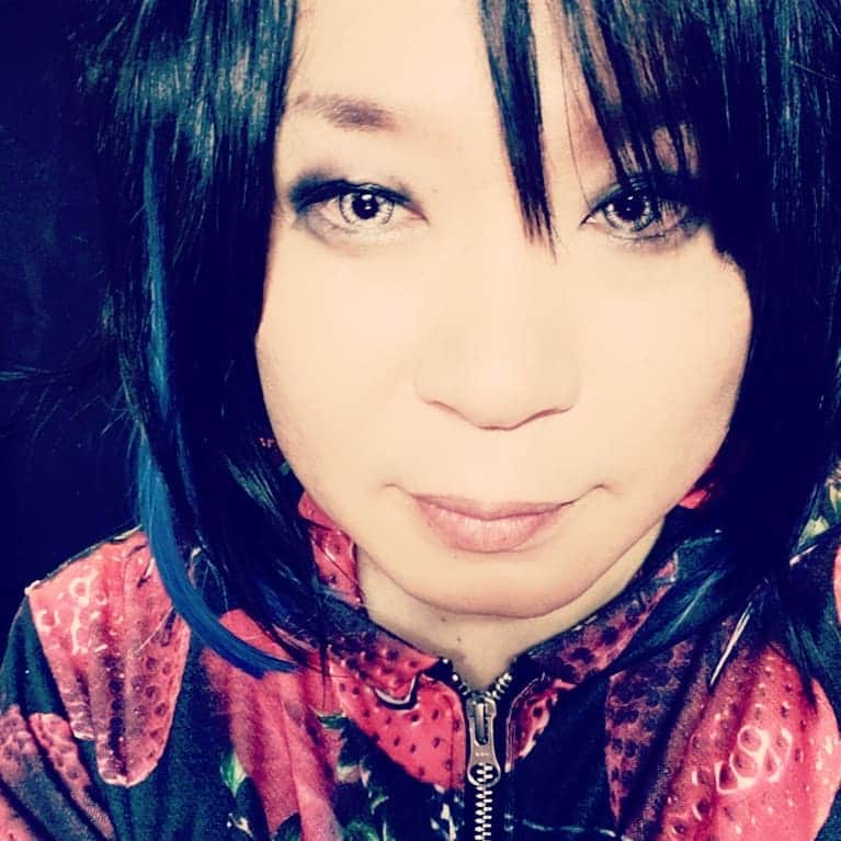 O-JIROのインスタグラム：「クレモン2日目終了！今日もめちゃくちゃ楽しかったよ〜！気持ちのいい2日間だったよ！ライブは楽しい！ありがと！そういえばyusuke君とのドラムチェンジも上手くいったなぁ〜ww。珍しくドラムトークも沢山できたし〜ww」