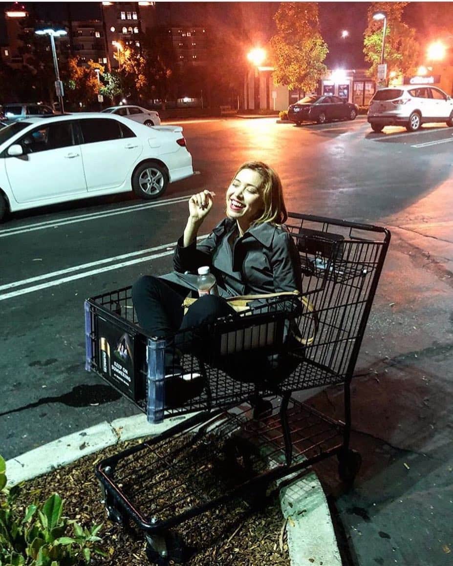 SHANTIさんのインスタグラム写真 - (SHANTIInstagram)「“Bad Intentions” Behind the Scenes. Flashback to that moment after hours of shooting and about 7hours before jumping back on a plane to Japan. @richiefearless @narducci_desoto and I celebrating with #kombucha at the only place close by that was open... the super market lol  Made myself comfortable in a shopping cart. #shantisnyder #aftershoot #aftershooting」3月31日 22時21分 - shantimusic