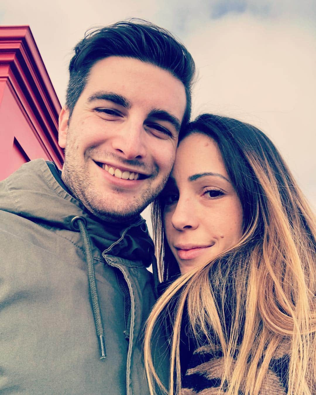 ニコーレ・デラ・モニカのインスタグラム：「Sundays are for love 💙 #love #life #lifestyle #couple #goals #couplegoals #instalove #instamood #instalike #best #fun」