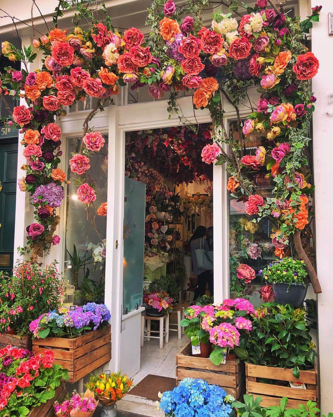 Seyda♥ Travel & Natureのインスタグラム：「Happy Sunday you all🤗spring in #london🌸🍀🌺 #seydauk」