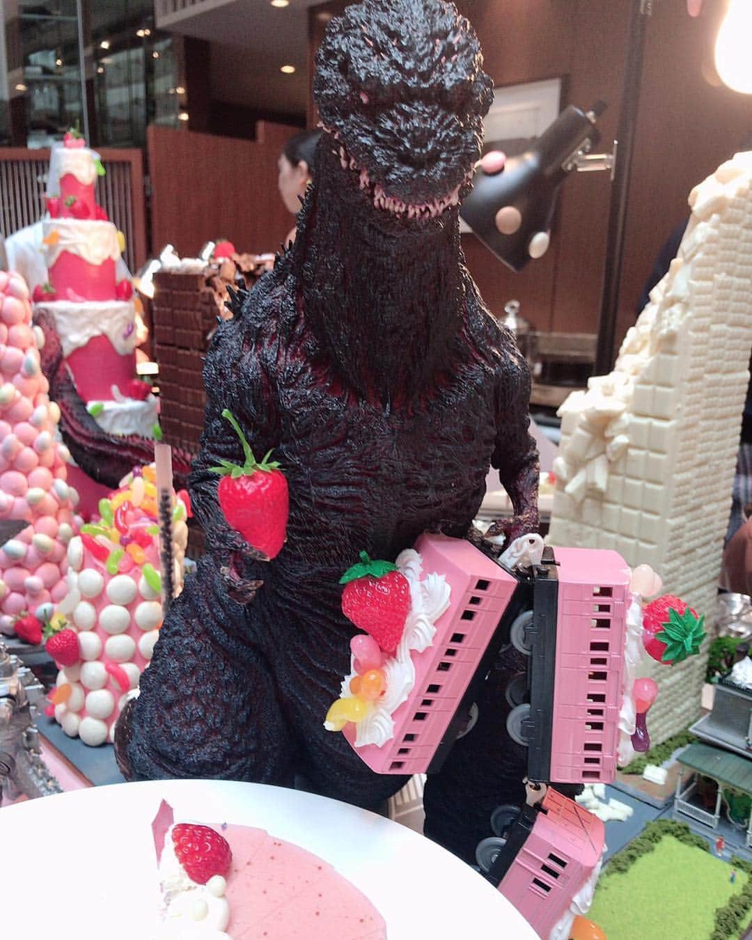 日岡なつみのインスタグラム：「🍓🍓🍓」