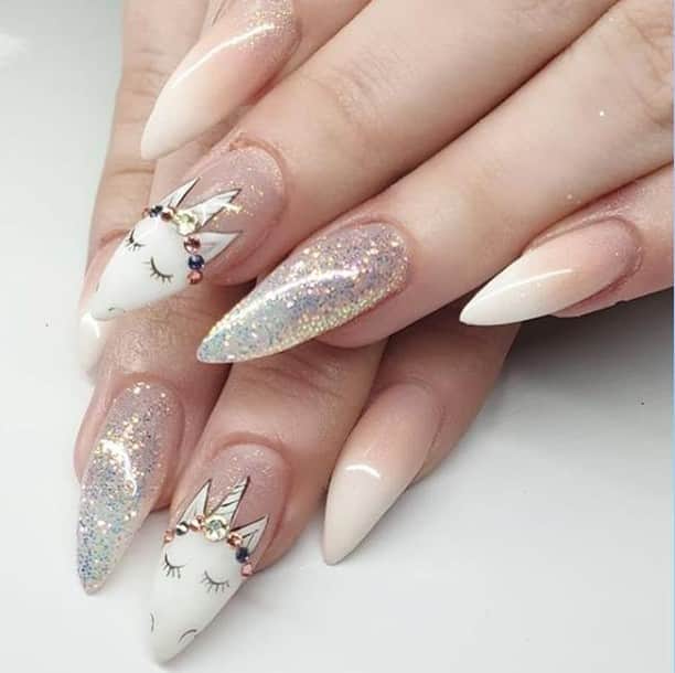 CosmoProf Beautyさんのインスタグラム写真 - (CosmoProf BeautyInstagram)「We hope your weekend has been as magical as this set 😉🦄 ✨ Nails by @emma_naildresser using @cndworld polish to spread a little unicorn magic with these nails 💅 . . #repost #cosmoprofbeauty #licensedtocreate #cndworld #unicornnails #nailart #cnd #nailartideas #nailartist」3月31日 23時00分 - cosmoprofbeauty
