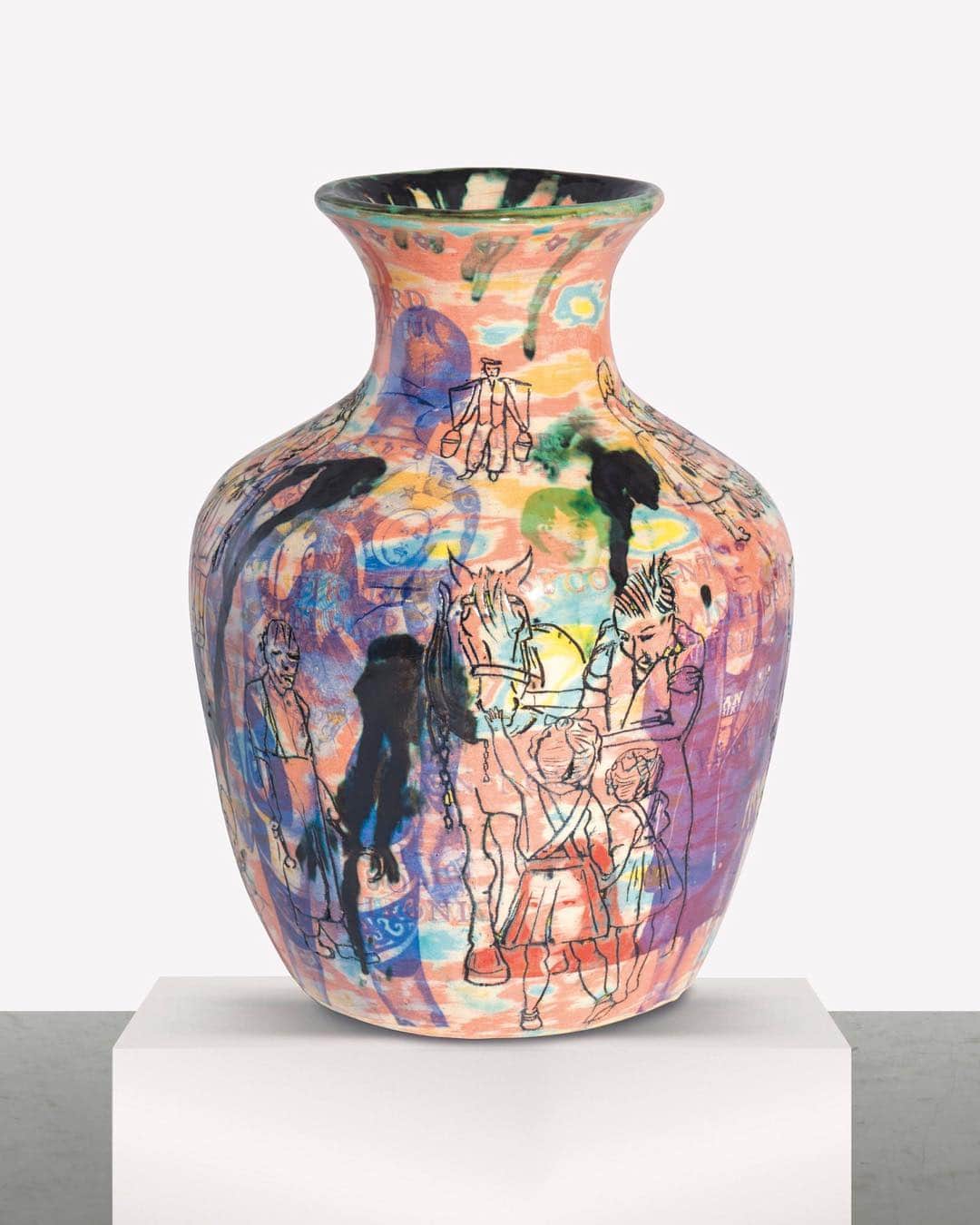 クリスティーズさんのインスタグラム写真 - (クリスティーズInstagram)「Grayson Perry’s vibrant ceramic vase ‘60s Child’ is a highlight of our Modern | British & Irish Art auction in London in April.⠀ .⠀ ‘In this work, Perry shows his skills as both a craftsman and a social commentator,’ says Alice Murray (@alicemurray_), our specialist and Head of Sale.⠀ .⠀ ‘He has layered risqué 1960s adverts with traditional scenes, creating a confrontation between the traditional pre-war generation and the sexually liberated culture of the post-war “Swinging Sixties”.’⠀ .⠀ Grayson Perry (b. 1960), ‘60s Child’, 1996. Glazed earthenware, 13 in. (33 cm.) high. Estimate: £40,000–60,000.⠀ .⠀ Modern | British & Irish Art – 9 April at Christie’s London.⠀ .⠀ #graysonperry #art #artwork #artist #contemporaryart #vase #ceramic #ceramics #london」3月31日 23時11分 - christiesinc
