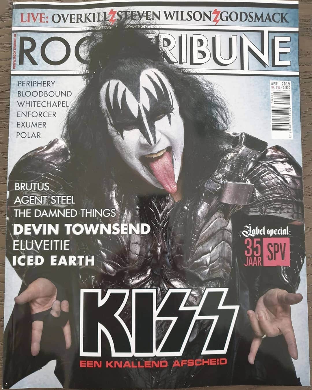 KISSさんのインスタグラム写真 - (KISSInstagram)「Latest #KISS magazine cover: Rock Tribune in Belgium. @genesimmons #KISSisEverywhere!」3月31日 23時18分 - kissonline
