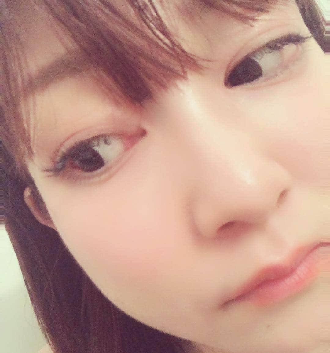 ヒラヤマンのインスタグラム：「ドラム風呂に入りたい。ヒノキ風呂は名前がすかん。花粉はよ終わらんね！」