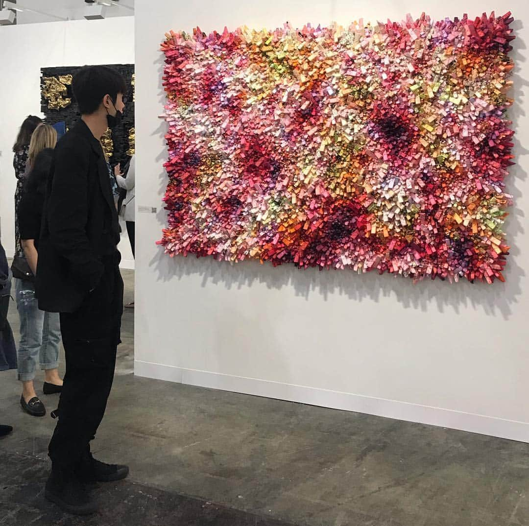 ガンヒさんのインスタグラム写真 - (ガンヒInstagram)「♟ #artbasel #hongkong」3月31日 23時51分 - kanghui_